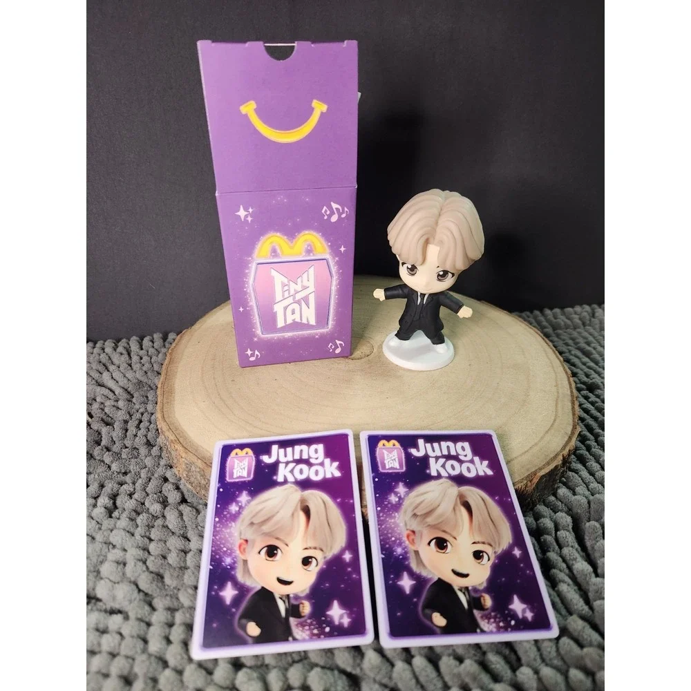 BTS 2025 Tiny Tan Jungkook Throwback McDonald's Happy Meal Toy‎ W/2 CARDS & BOX!